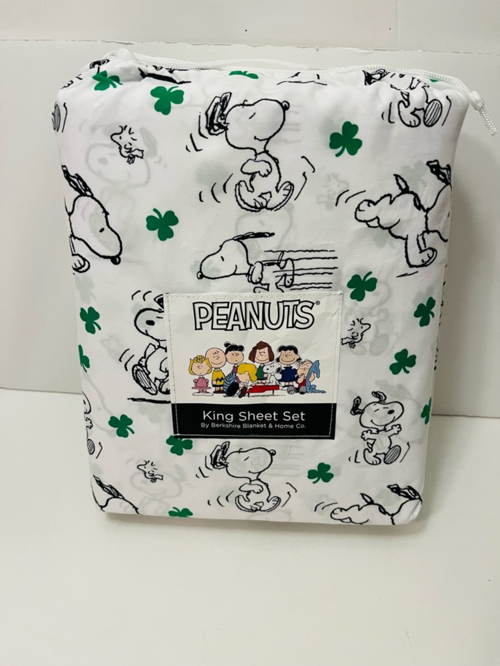 Berkshire Peanuts King Size Sheet Set Snoopy Shamrocks Woodstock Green White